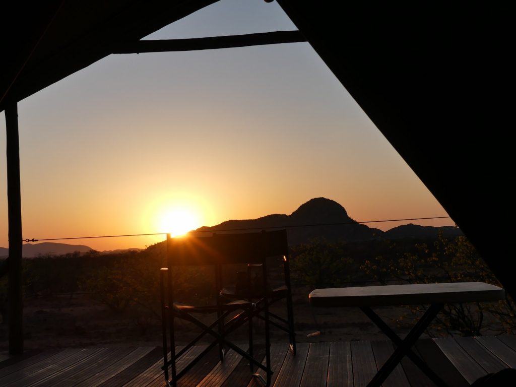 Panista_Blog_Reise_Namibia_sunrise